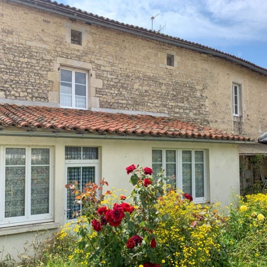  Agence Immobilière Berland Bennett : Maison / Villa | SAUZE-VAUSSAIS (79190) | 214 m2 | 129 600 € 