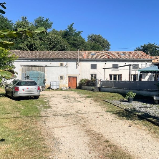 Agence Immobilière Berland Bennett : Maison / Villa | SAUZE-VAUSSAIS (79190) | 156.00m2 | 124 200 € 