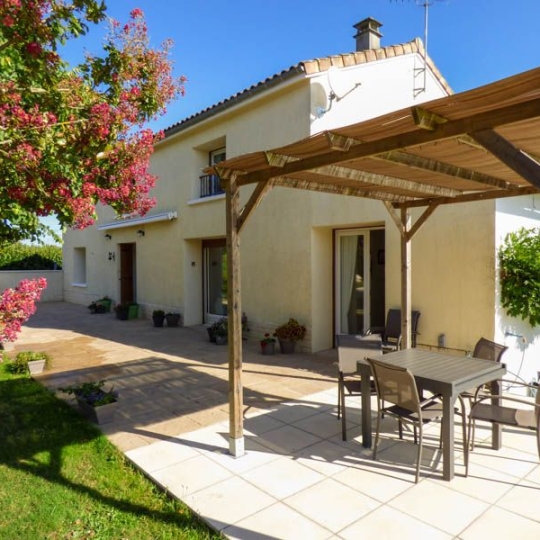 Agence Immobilière Berland Bennett : Maison / Villa | SAUZE-VAUSSAIS (79190) | 136.00m2 | 233 600 € 