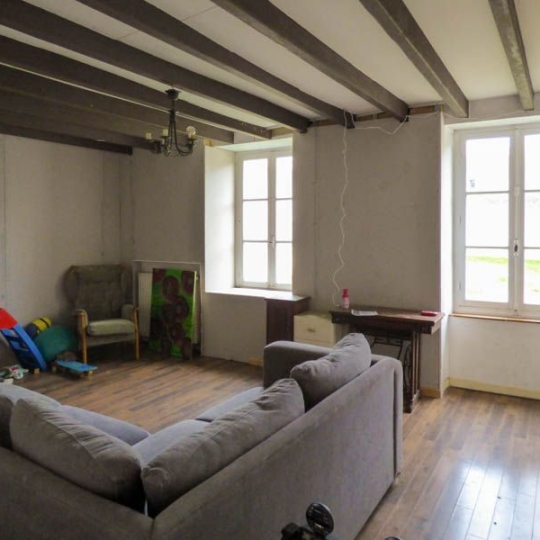  Agence Immobilière Berland Bennett : Maison / Villa | CHEF-BOUTONNE (79110) | 219 m2 | 124 200 € 