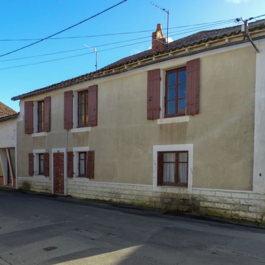  Agence Immobilière Berland Bennett : Maison / Villa | SAUZE-VAUSSAIS (79190) | 98 m2 | 23 500 € 