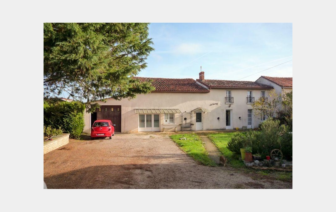 Agence Immobilière Berland Bennett : Maison / Villa | RUFFEC (16700) | 166 m2 | 144 850 € 