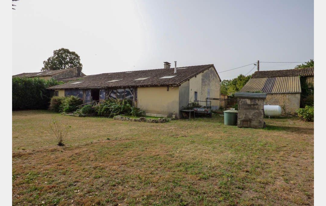 Agence Immobilière Berland Bennett : Maison / Villa | SAUZE-VAUSSAIS (79190) | 254 m2 | 147 500 € 