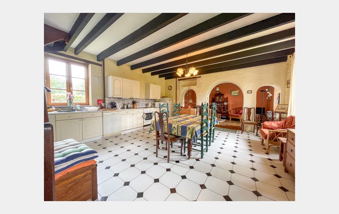 Agence Immobilière Berland Bennett : Maison / Villa | CIVRAY (86400) | 173 m2 | 160 950 € 