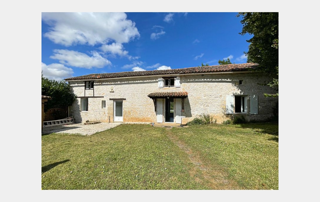 Agence Immobilière Berland Bennett : Maison / Villa | RUFFEC (16700) | 146 m2 | 164 780 € 