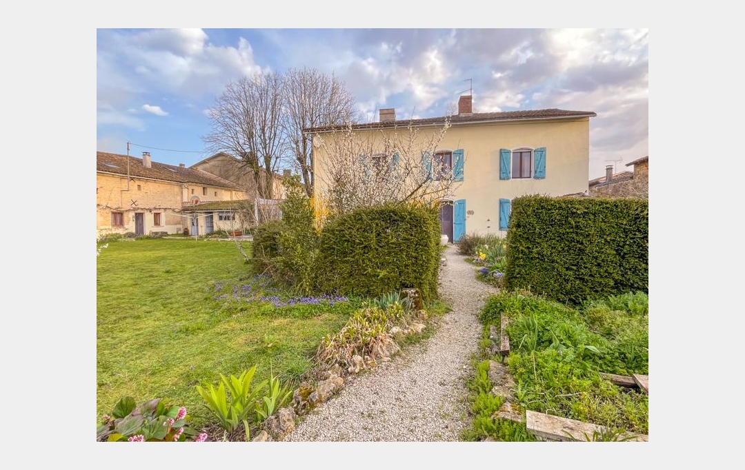 Agence Immobilière Berland Bennett : Maison / Villa | SAUZE-VAUSSAIS (79190) | 165 m2 | 254 200 € 