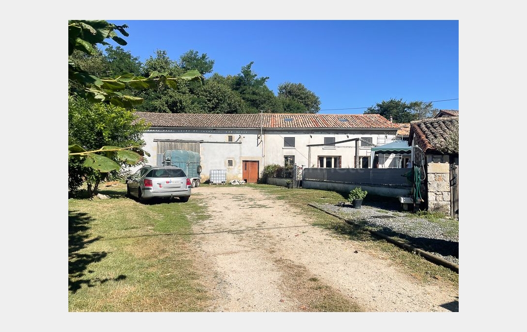 Agence Immobilière Berland Bennett : Maison / Villa | SAUZE-VAUSSAIS (79190) | 156 m2 | 124 200 € 