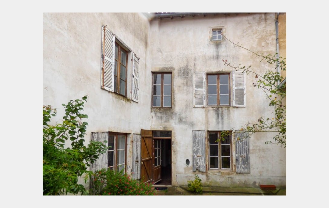 Agence Immobilière Berland Bennett : Maison / Villa | CHEF-BOUTONNE (79110) | 163 m2 | 109 000 € 