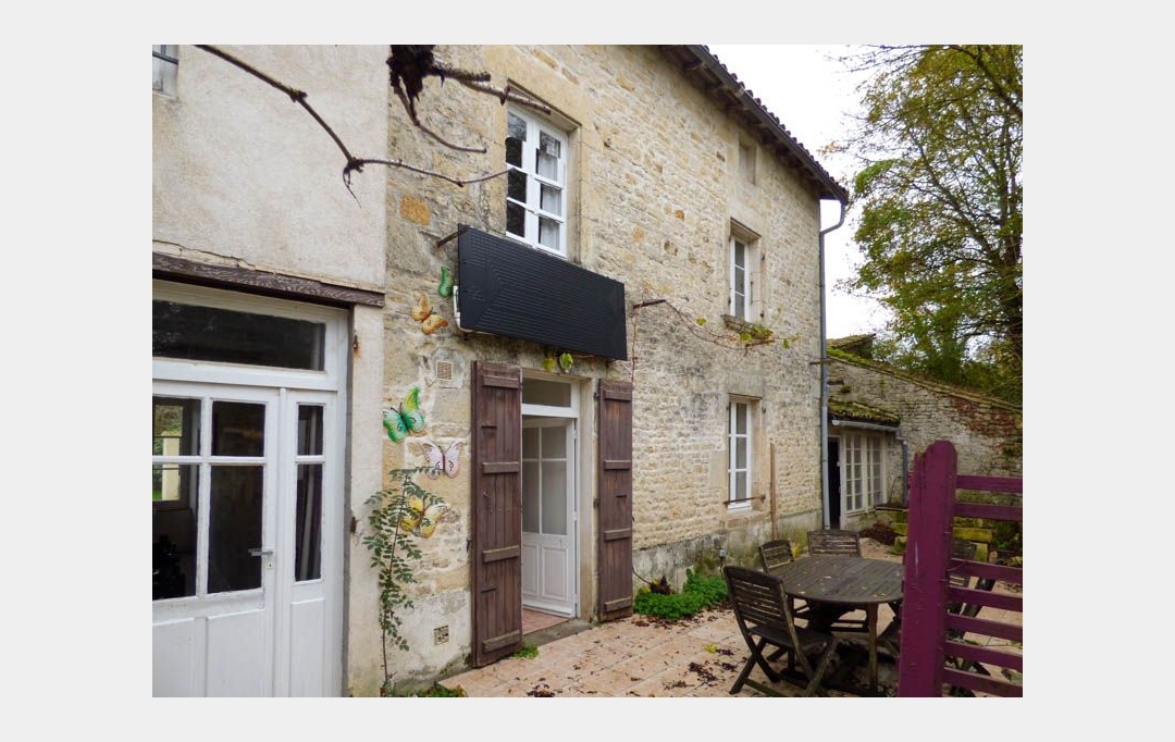 Agence Immobilière Berland Bennett : Maison / Villa | CHEF-BOUTONNE (79110) | 219 m2 | 124 200 € 