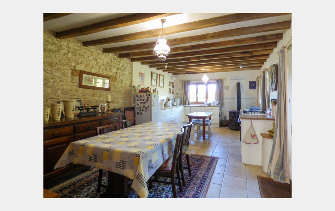 Agence Immobilière Berland Bennett : Maison / Villa | CHEF-BOUTONNE (79110) | 179 m2 | 176 550 € 