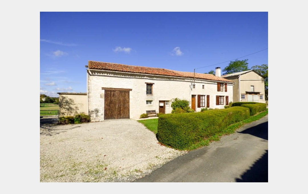 Agence Immobilière Berland Bennett : Maison / Villa | CHEF-BOUTONNE (79110) | 179 m2 | 176 550 € 